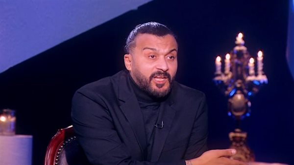 القبض على لاعب المنتخب السابق إبراهيم سعيد وطليقته بعد خناقة في فندق بالتجمع